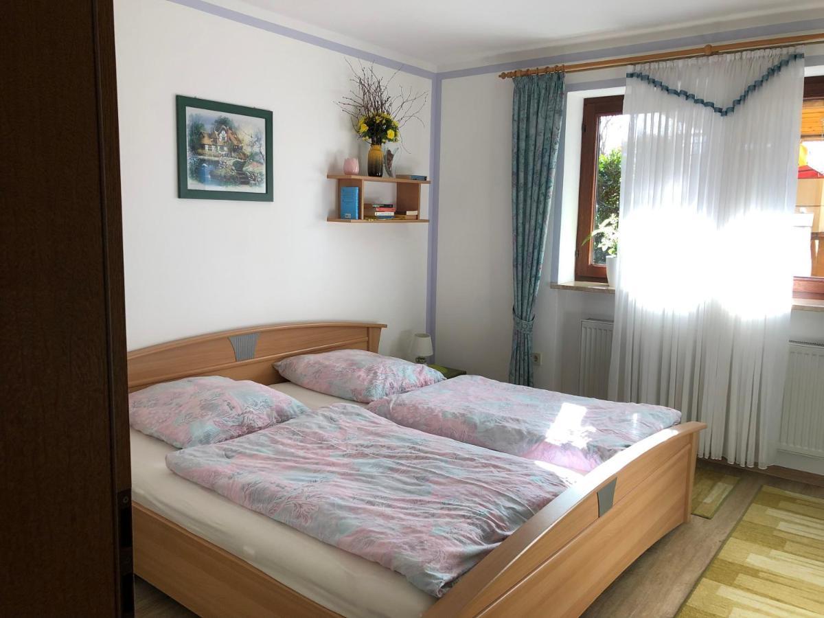 Ferienwohnung Elsner Neunburg vorm Wald Bagian luar foto